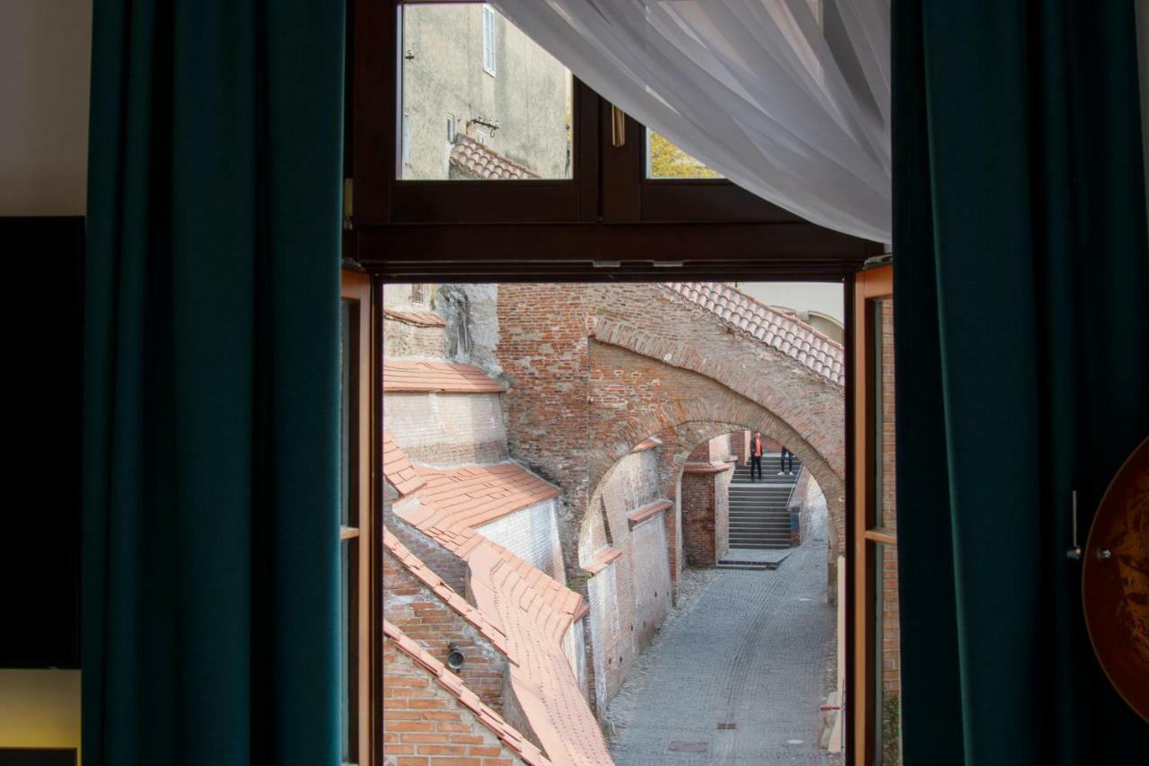 Kleines Hotel Sibiu Esterno foto