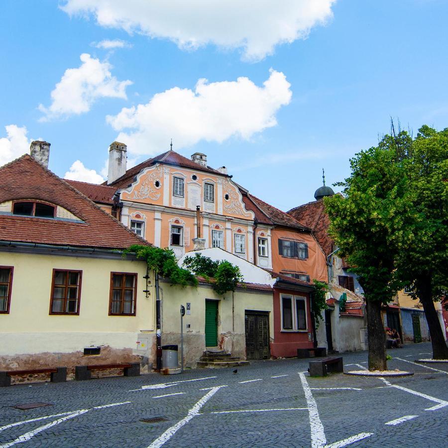 Kleines Hotel Sibiu Esterno foto